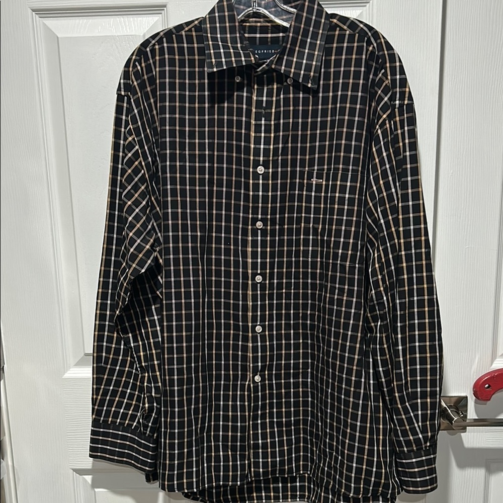 Siegfried & Company XL Black Tan Plaid Button Down Shirt Men’s